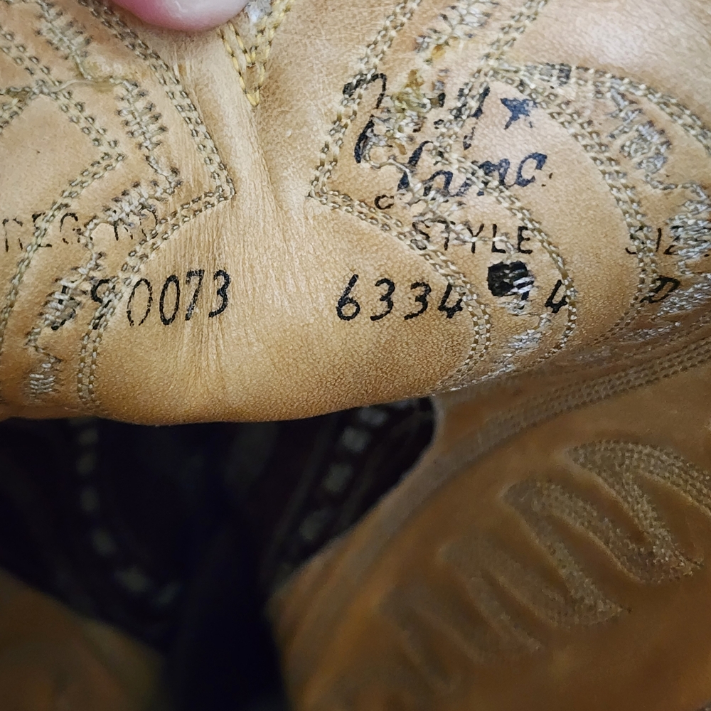 Tony Lama Rich Brown Western Boots - Picture 13 of 15